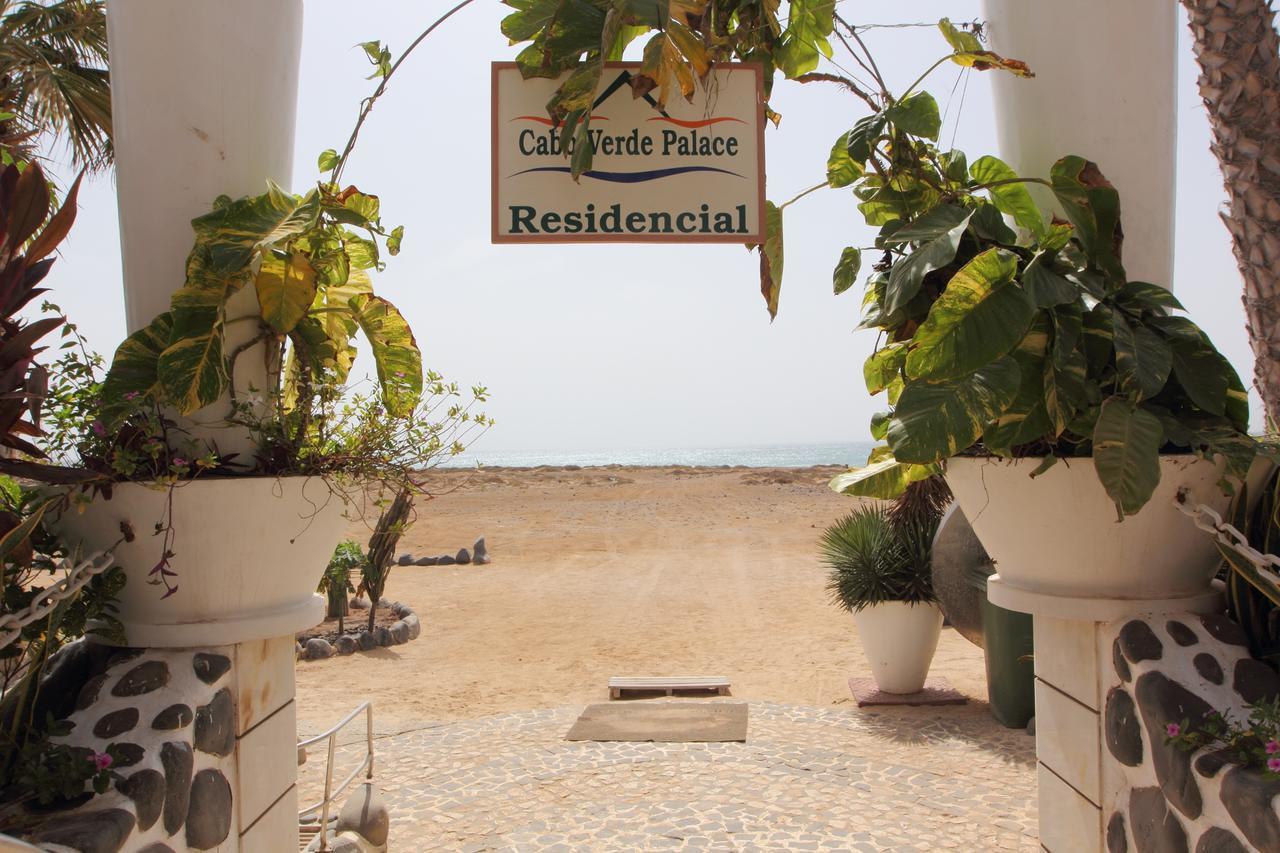 Residencial Cabo Verde Palace Santa Maria Luaran gambar