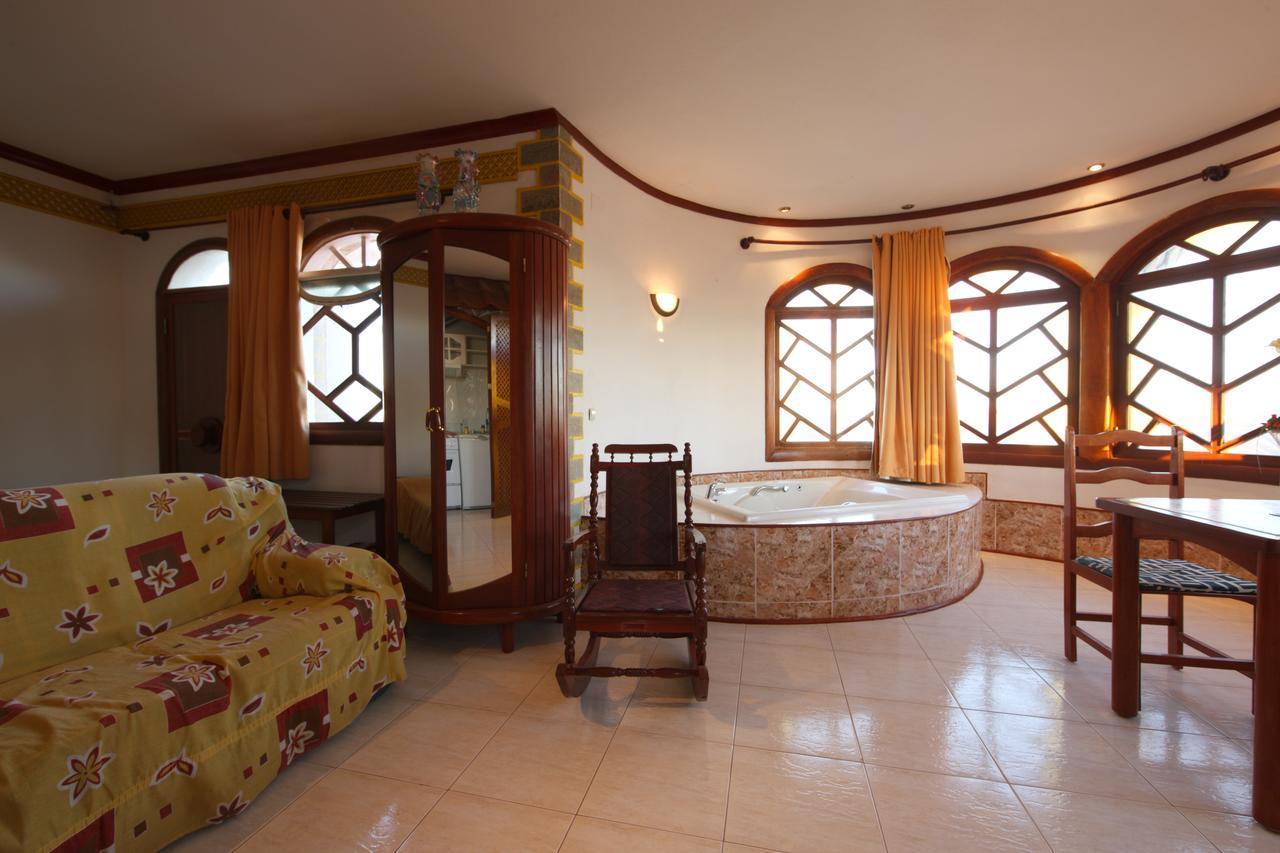 Residencial Cabo Verde Palace Santa Maria Luaran gambar