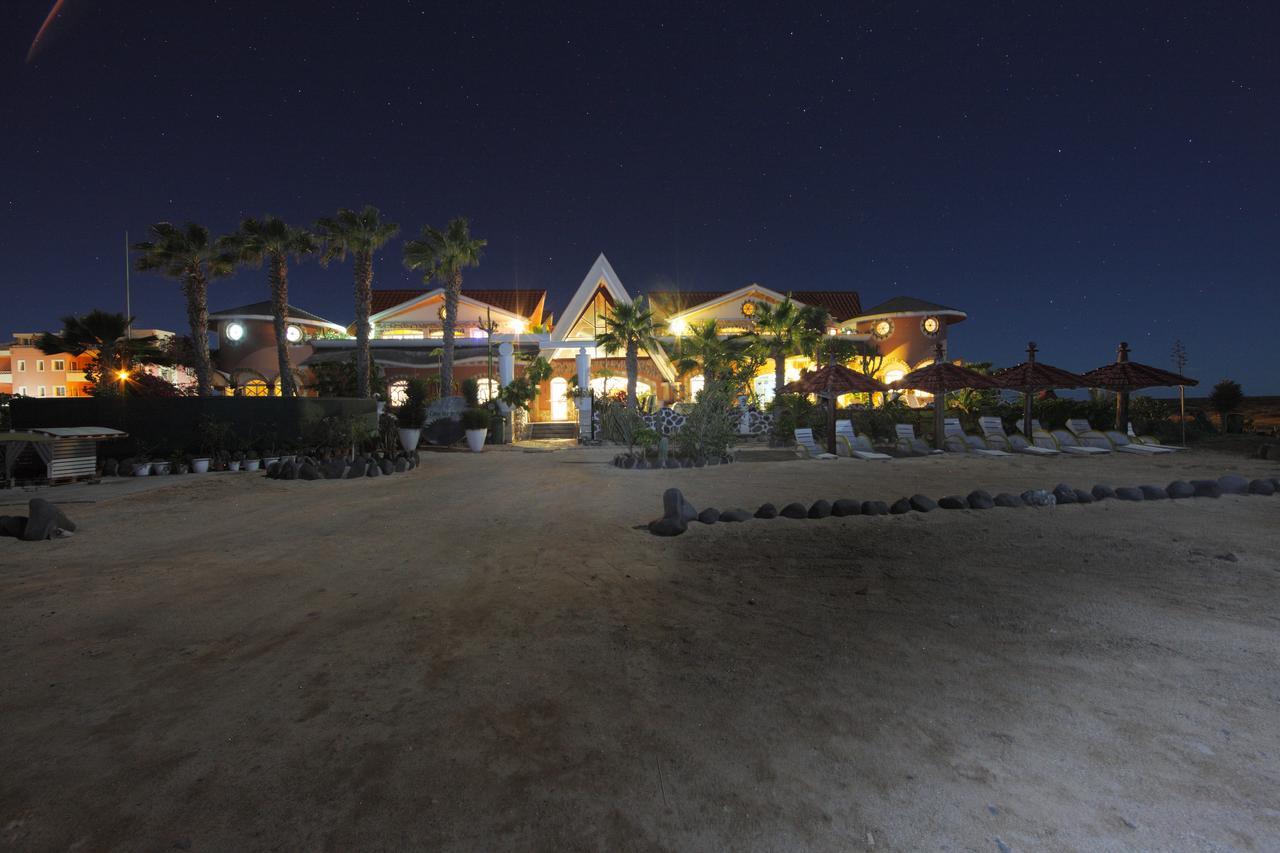 Residencial Cabo Verde Palace Santa Maria Luaran gambar